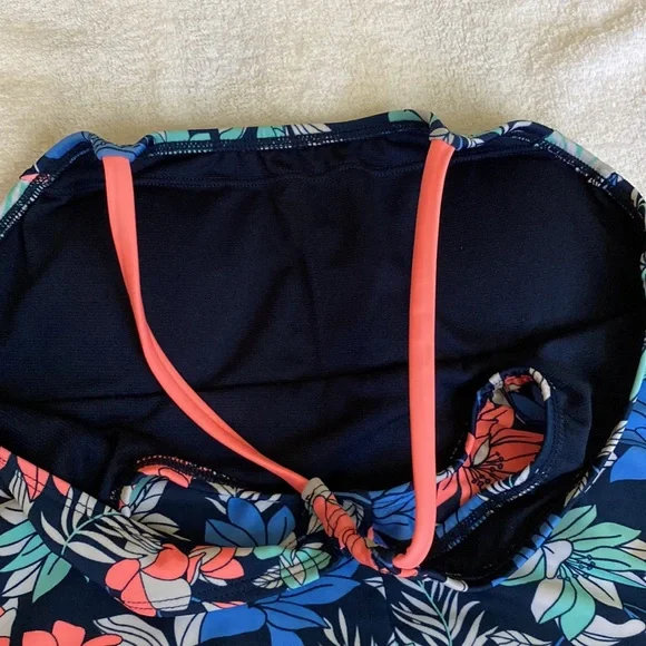 Bundle - Picture 11 of 16